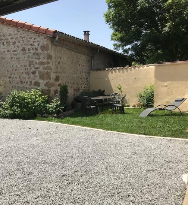 Jolie Maison De Campagne, Compostelle Soleymieux Buitenkant foto
